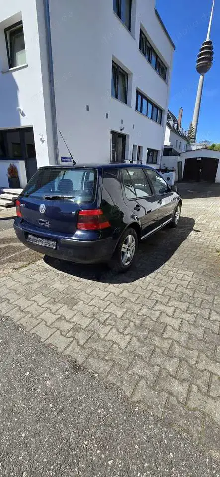 Volkswagen Golf 1.6