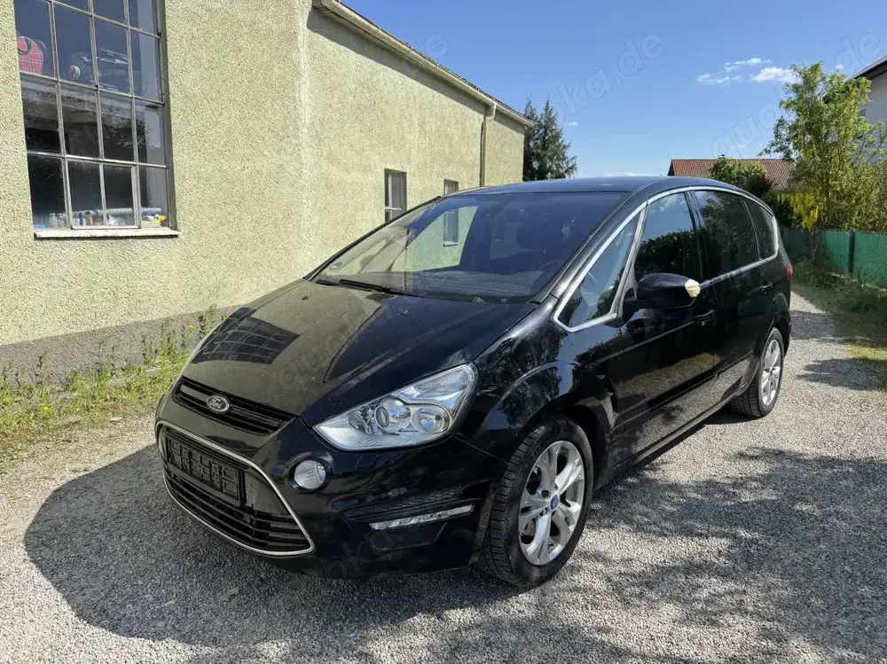 Ford S-Max 2.0 TDCi DPF Titanium Xenonlicht Navi PDC