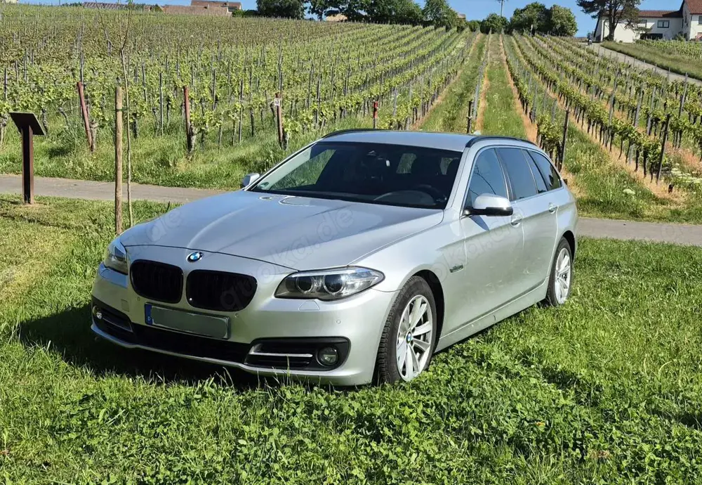 BMW 520 520d Touring Aut L-Line Navi Pro AHK Hifi M-Lenkr.