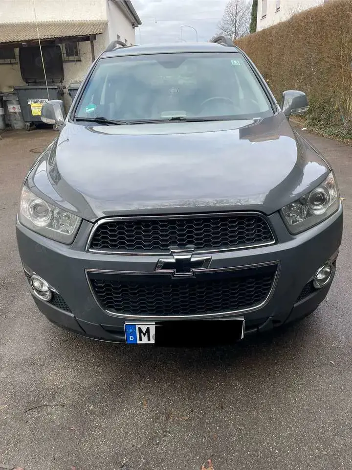 Chevrolet Captiva 2.4 2WD LT