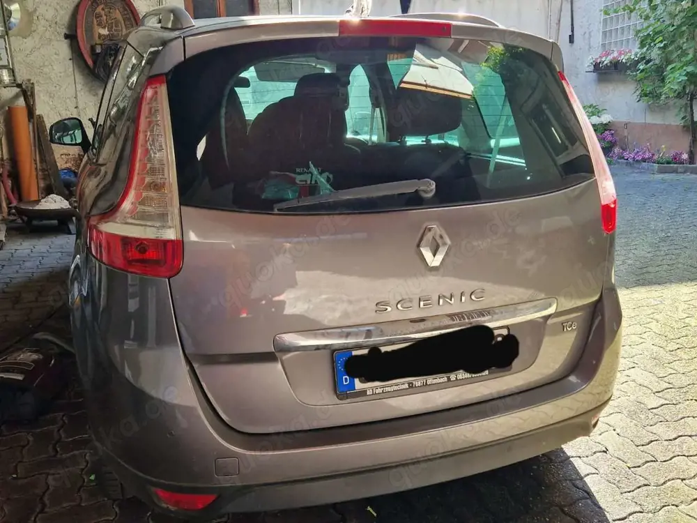 Renault Grand Scenic Energy TCe 130 SS Bose Edition