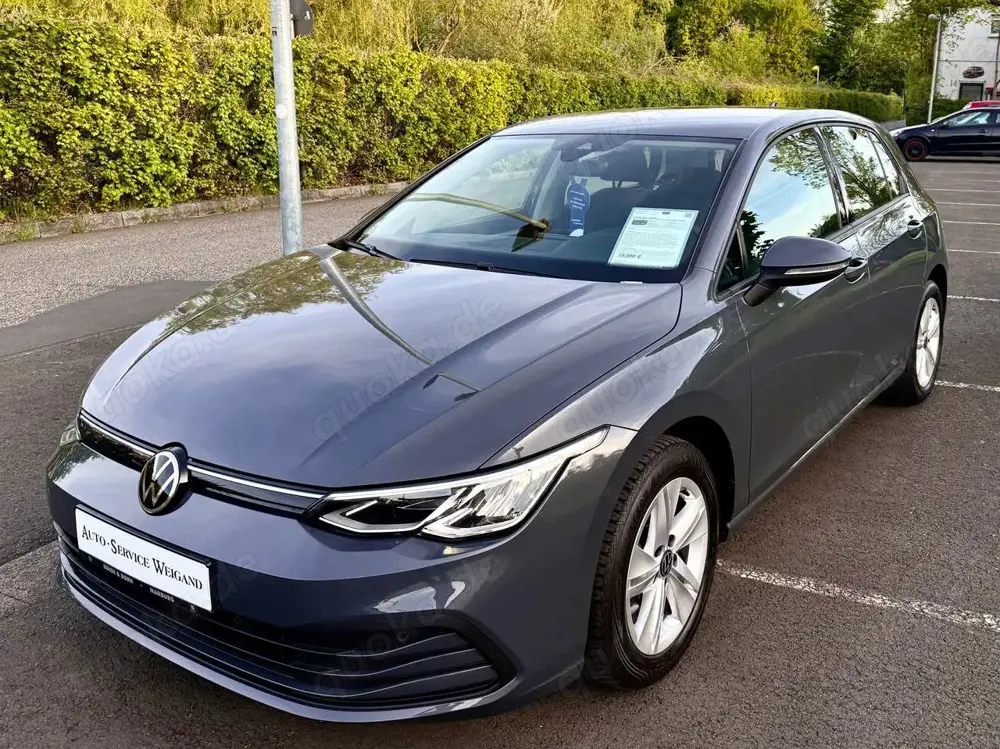 Volkswagen Golf VIII Life Edition Navi