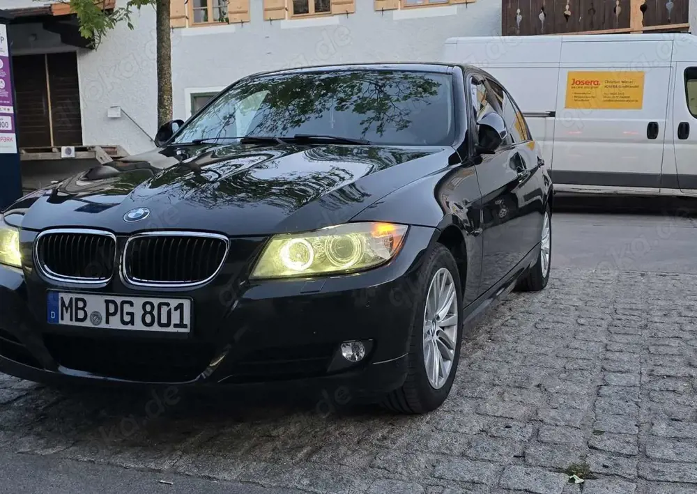 BMW 318 318d DPF Edition Lifestyle