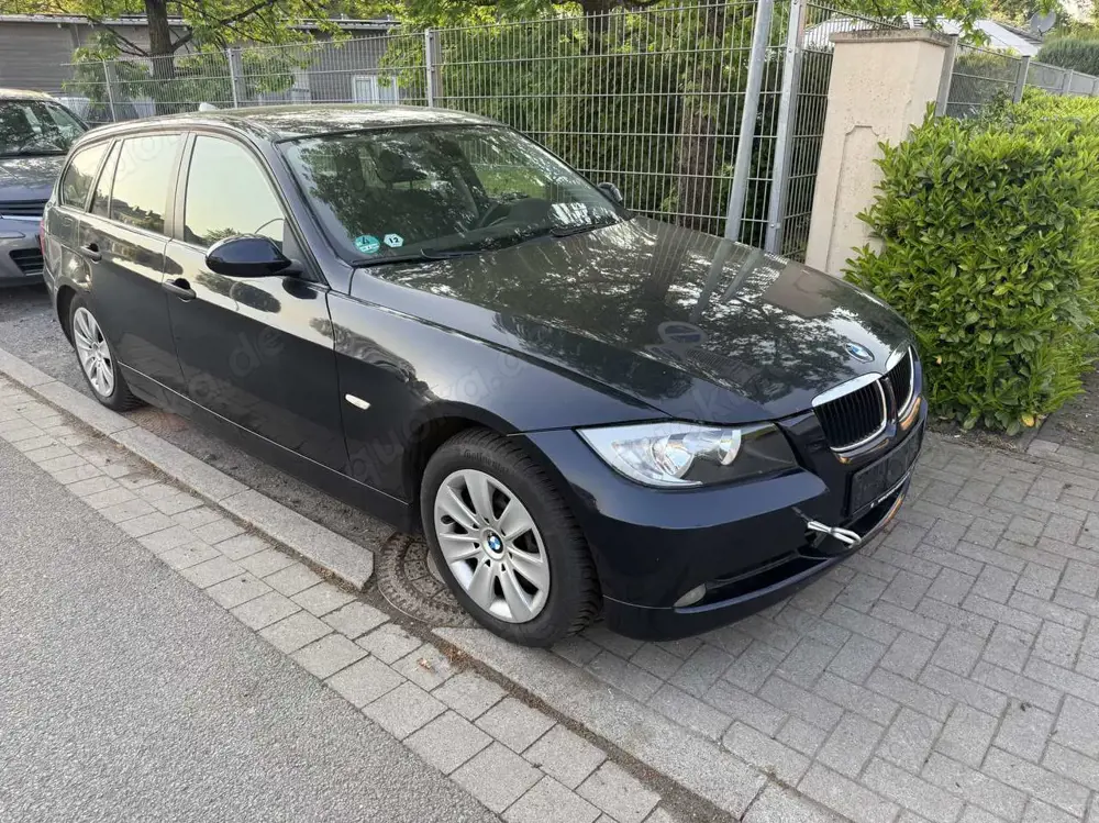 BMW 320 320d
