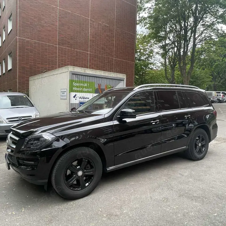Mercedes-Benz GL 350 GL 350 BlueTec 4Matic (166.824)