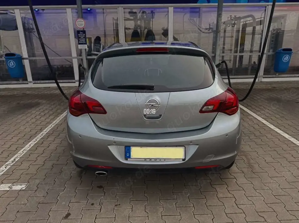 Opel Astra 2.0 CDTI DPF Sports Tourer Edition