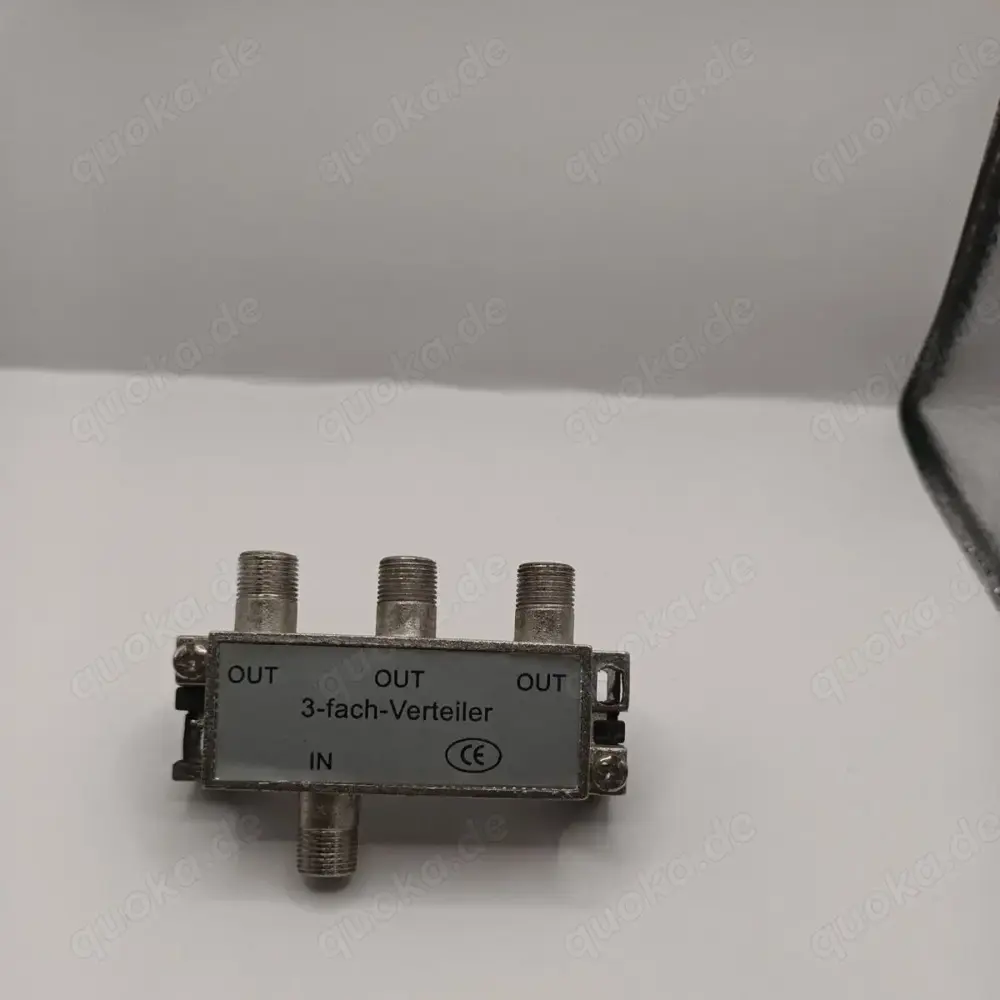 3-fach-Verteiler für Kabelanschluss (1 IN und 3 Out)
