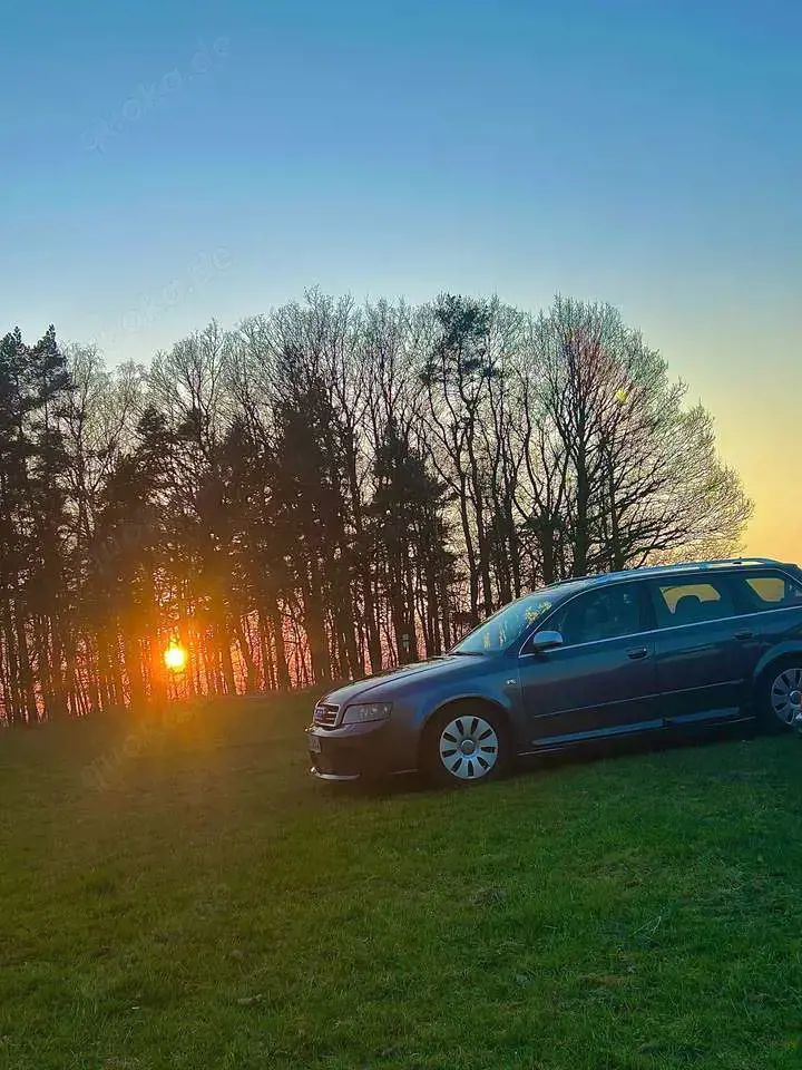 Audi A4 Avant 2.5 TDI quattro