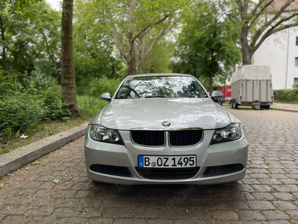 BMW 318 318i