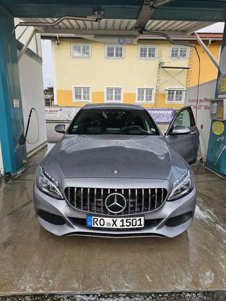 Mercedes-Benz C 250 (BlueTEC) d 4Matic T 7G-TRONIC Avantgarde