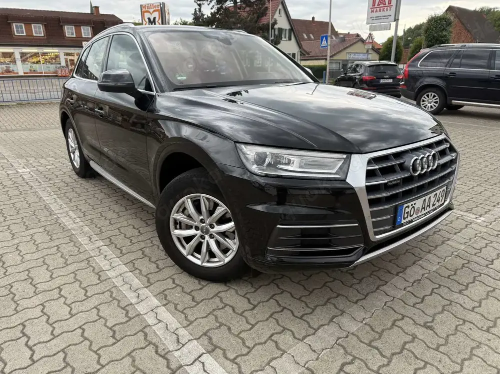 Audi Q5 Q5 2.0 TDI S tronic quattro sport *Zahnr. pfeift*
