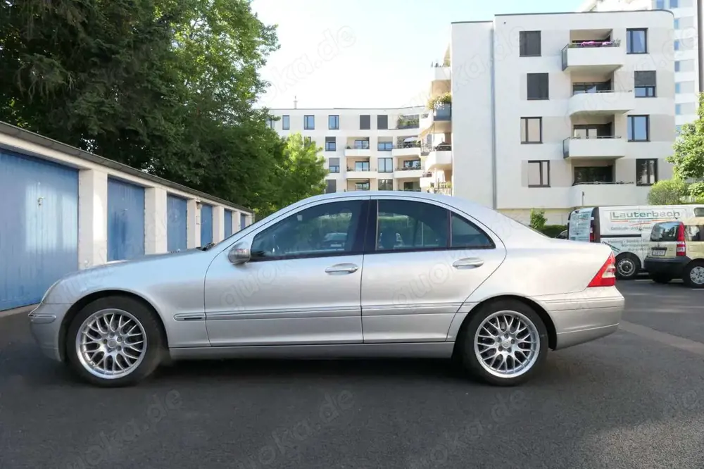 Mercedes-Benz C 180 Elegance