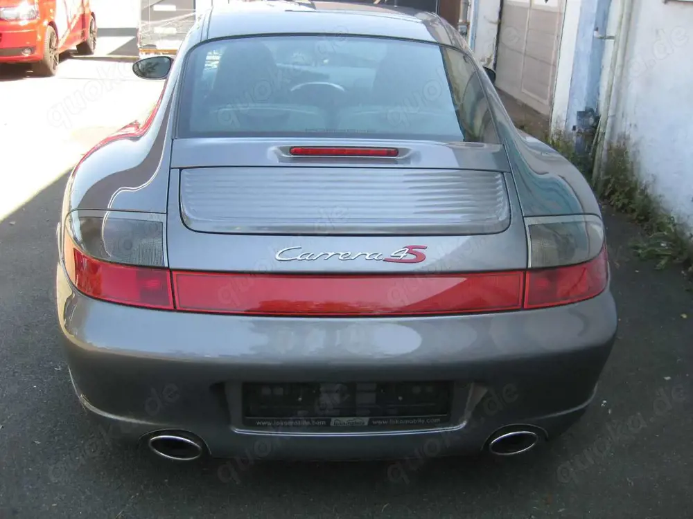 Porsche 996