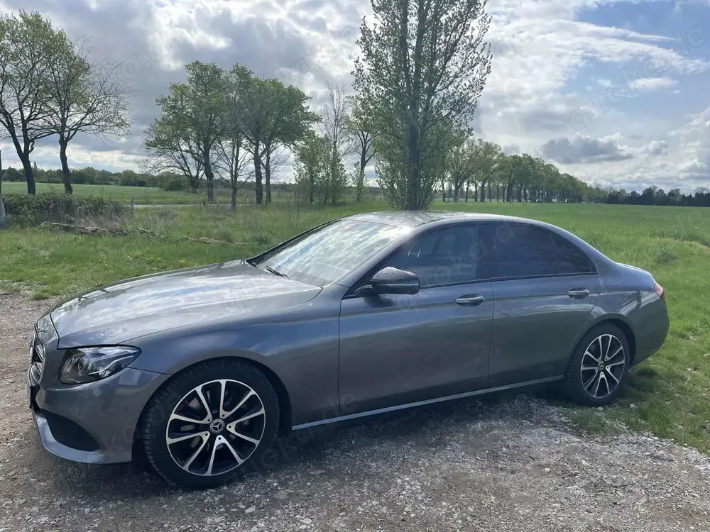 Mercedes-Benz E 200 9G-TRONIC Avantgarde