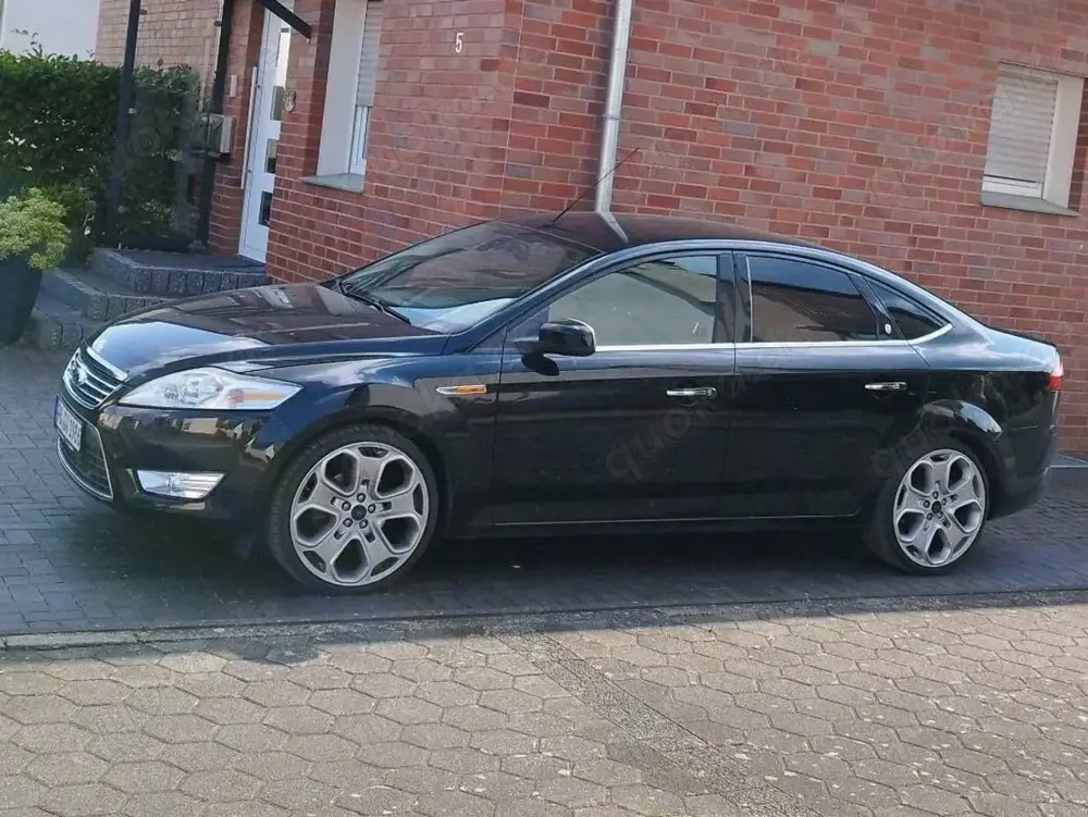 Ford Mondeo Mondeo 2.5Ghia