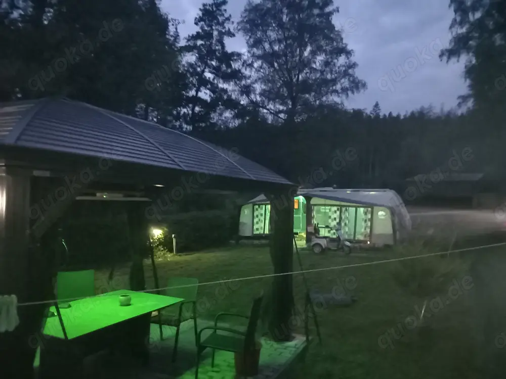 Lade Paar oder Sie in mein Whirlpool, Kino ein