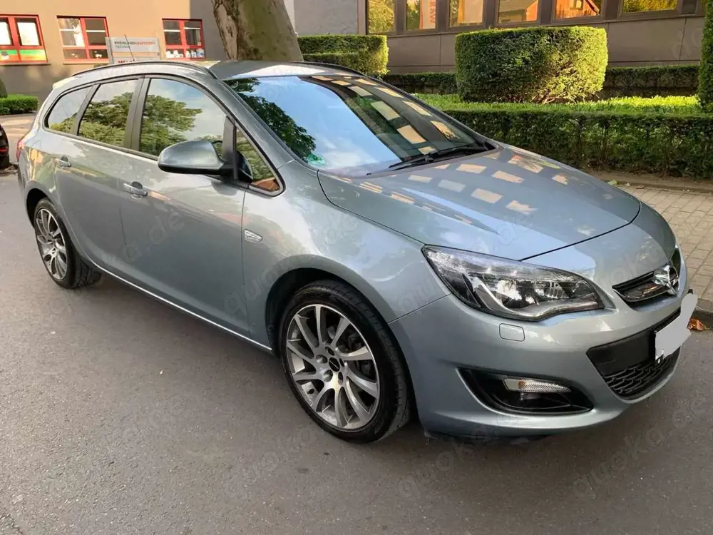 Opel Astra Opel Astra 1.4 Turbo Sports Automatik Bi-Xenon