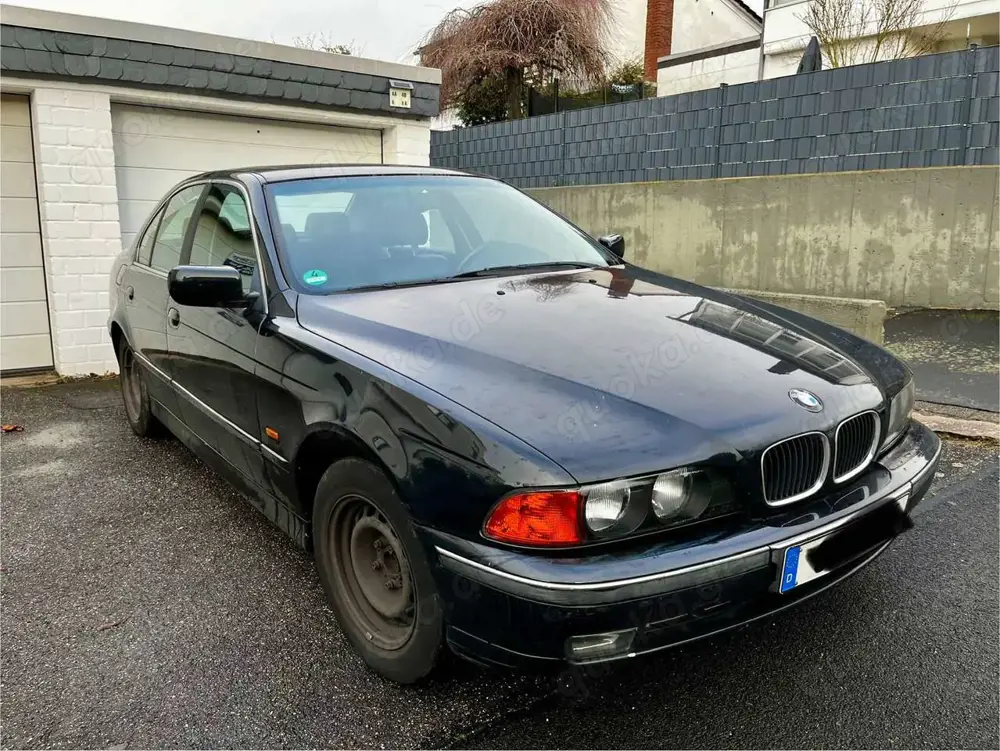BMW 520 520i