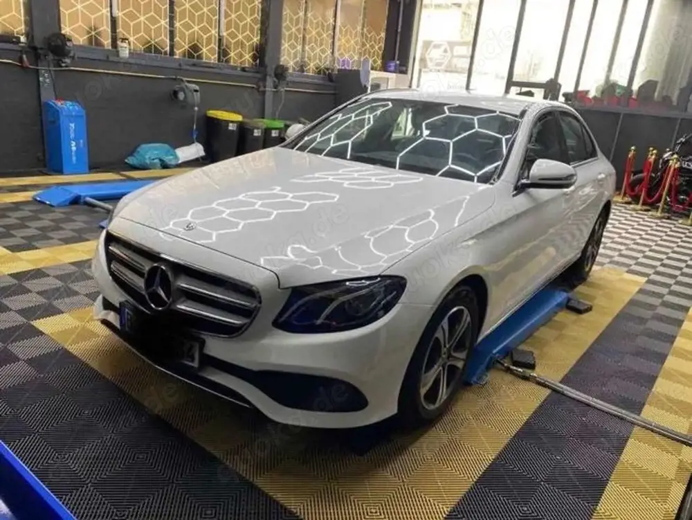 Mercedes-Benz E 200 E 200 d 9G-TRONIC Avantgarde