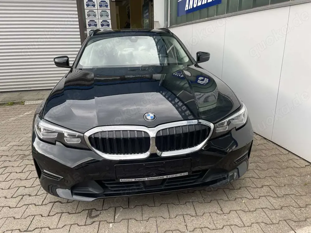 BMW 318 Automatic Advantage AHK, LED, Navi, Top Zustand