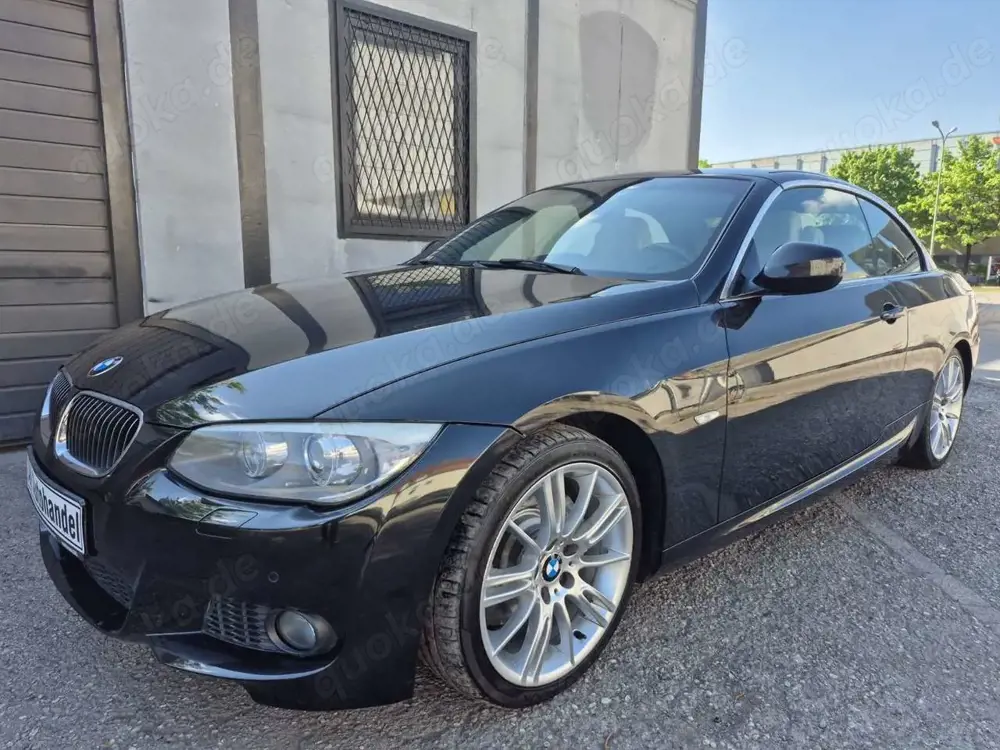 BMW 330 3 Cabrio/Roadster 330d M Paket Sport Aut Navi