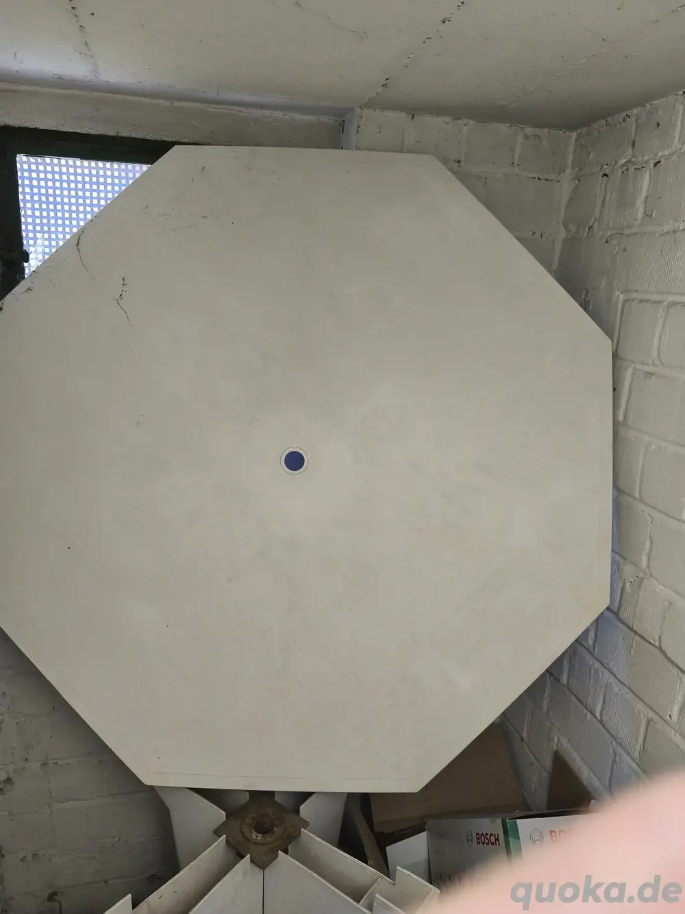 großer Garten Tisch 