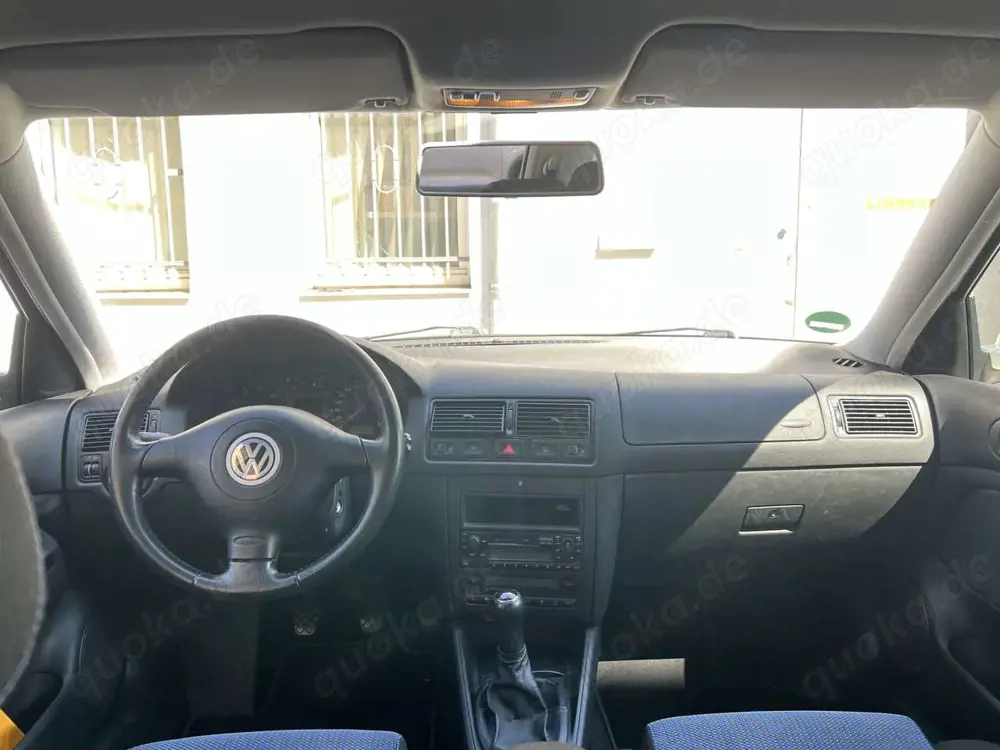 Volkswagen Golf 1.6 Highline