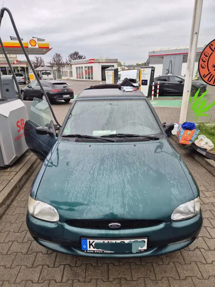 Ford Escort 16V Ghia Edition