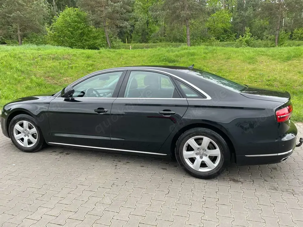 Audi A8 A8 3.0 TDI DPF clean diesel quattro tiptronic