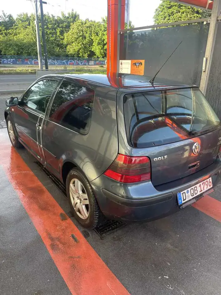 Volkswagen Golf 1.9 TDI Special TÜV 01/26