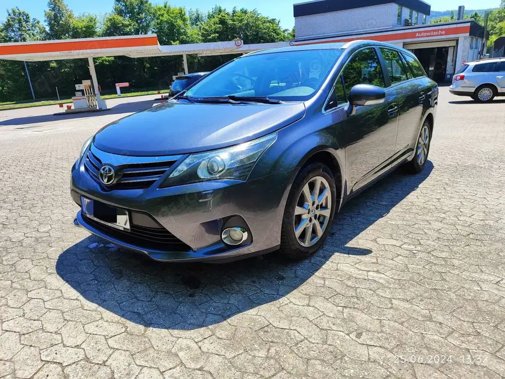 Toyota Avensis Combi 2.0 D-4D