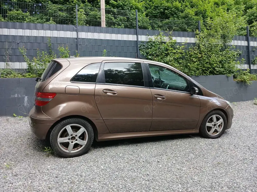 Mercedes-Benz B 200 B 200 CDI Autotronic