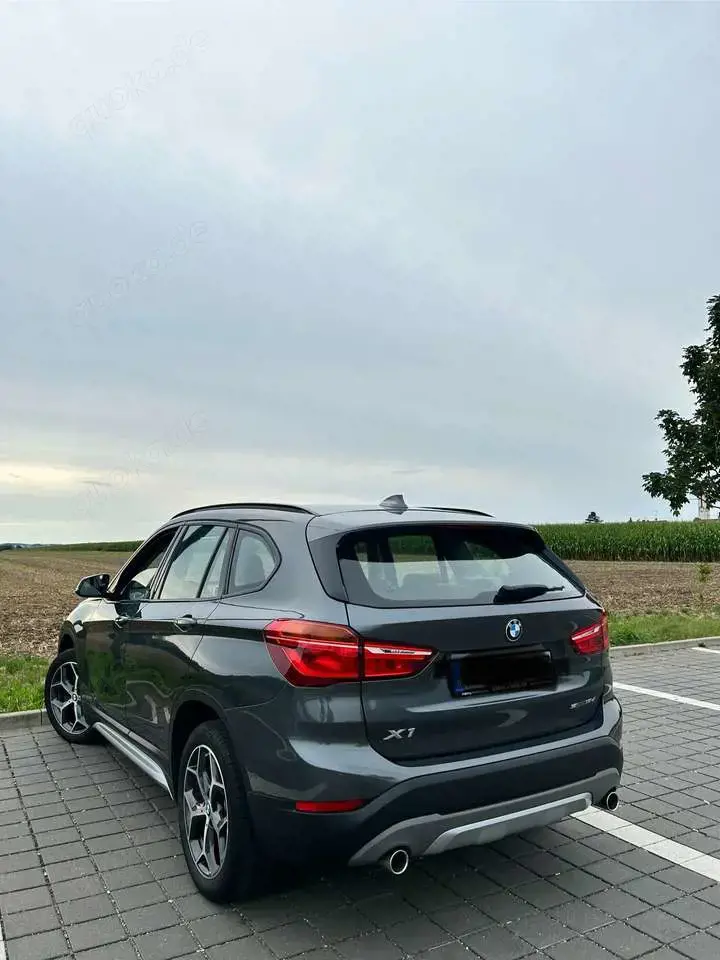 BMW X1 sDrive 18 d xLine