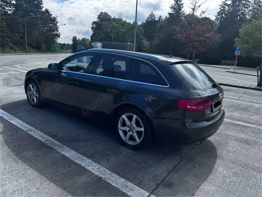 Audi A4 Avant  A4 B8  Avant 2.0  TDI