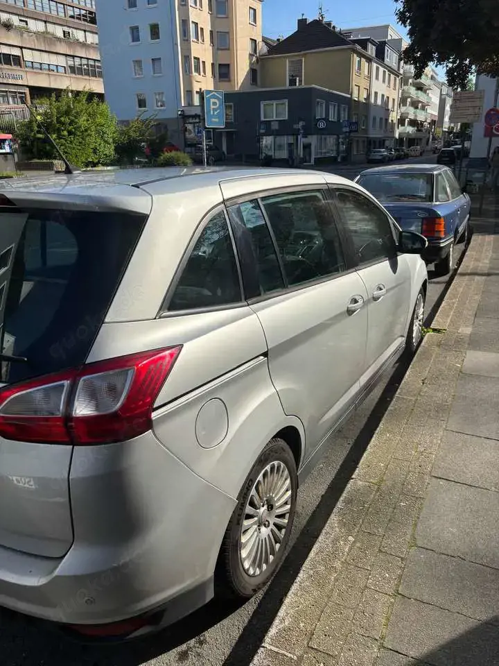 Ford Grand C-Max