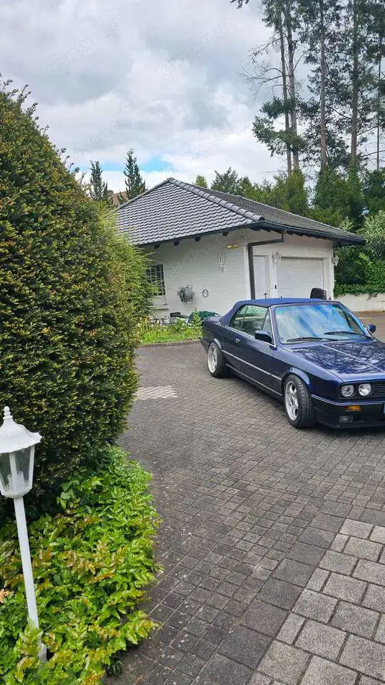 BMW 325 Cabrio E30 325 i noch angemelde