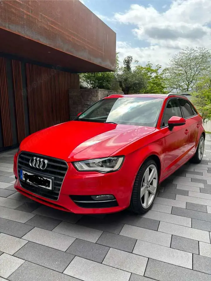 Audi A3 2.0TDI Sportback Ambition NaviMMI, ACC, Keyless