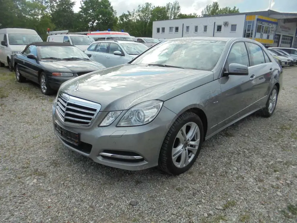 Mercedes-Benz E 350 E350 CGI Aut.BlueEfficiency 4Matic~Sehr Gepflegt