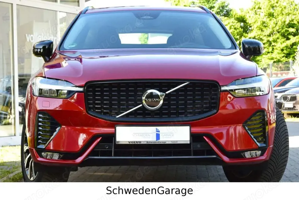 Volvo XC60 B4 Plus Dark