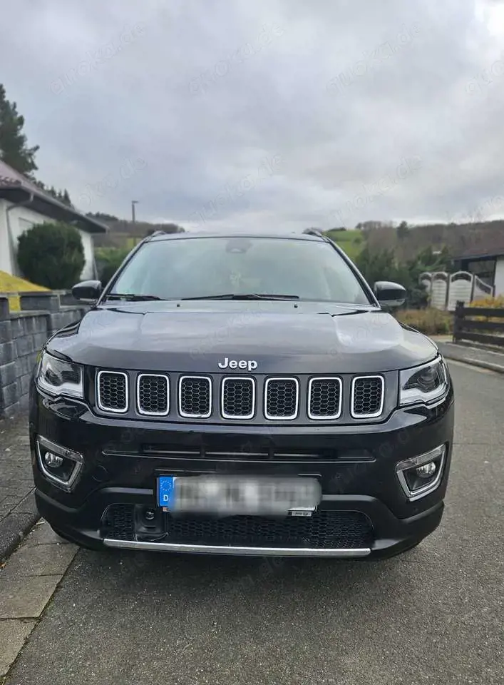 Jeep Compass Limited FWD