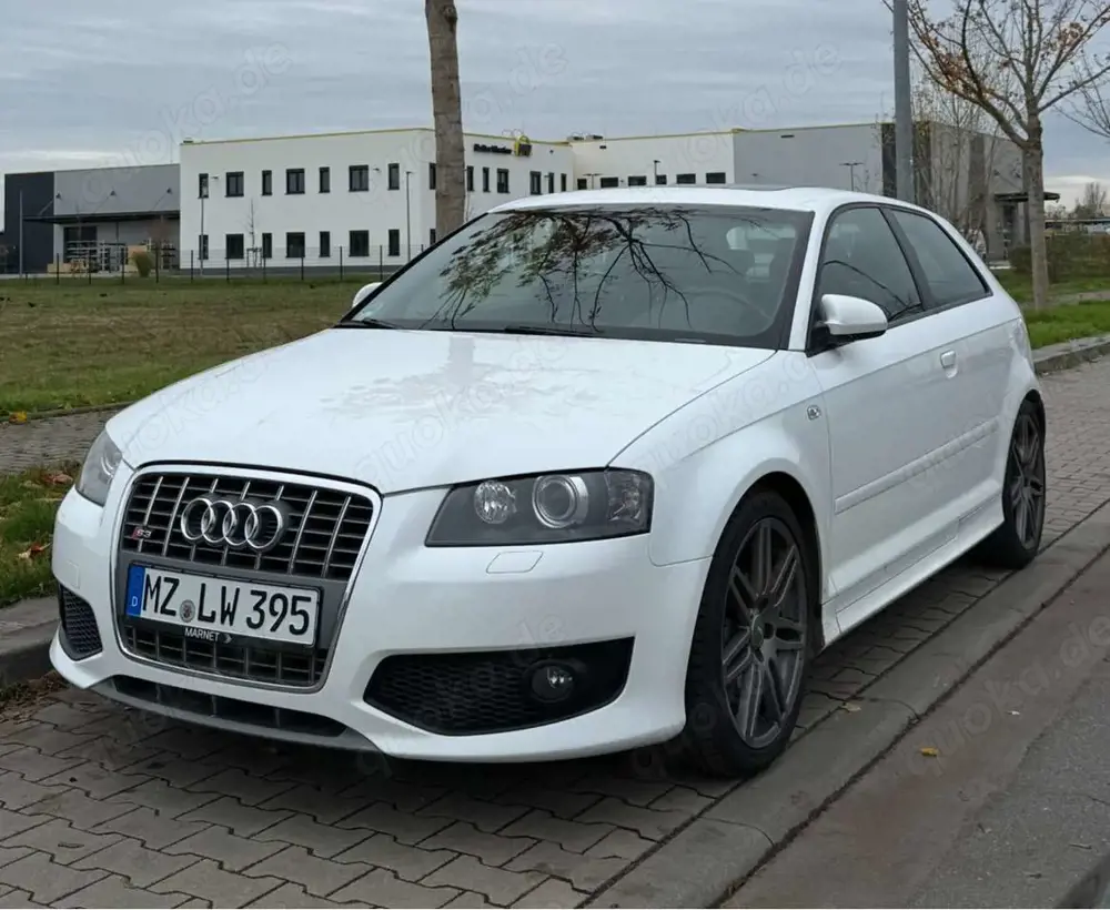 Audi S3 2.0TFSI quattro 265 PS , scheckheft , 8-fach uvm.