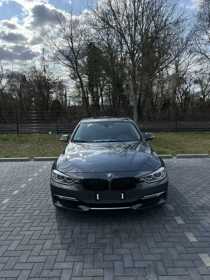 BMW 330 330d Aut. Luxury Line
