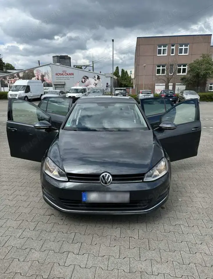 Volkswagen Golf 1.6 TDI BlueMotion Technology DSG Allstar
