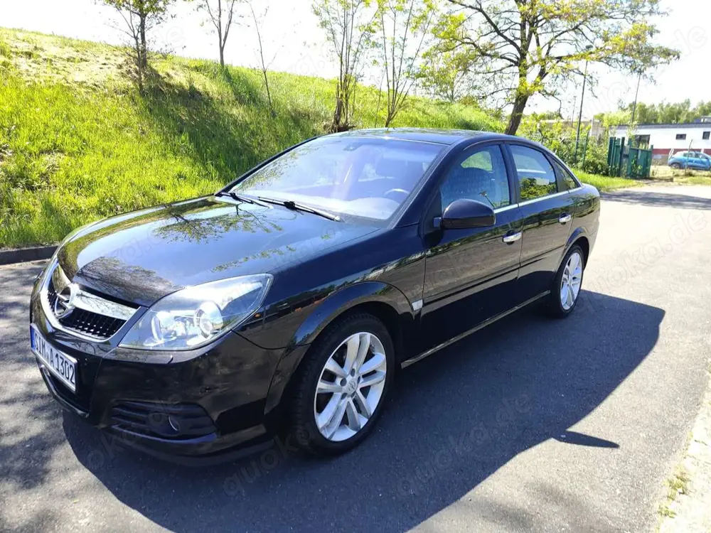 Opel Vectra Cosmo Plus