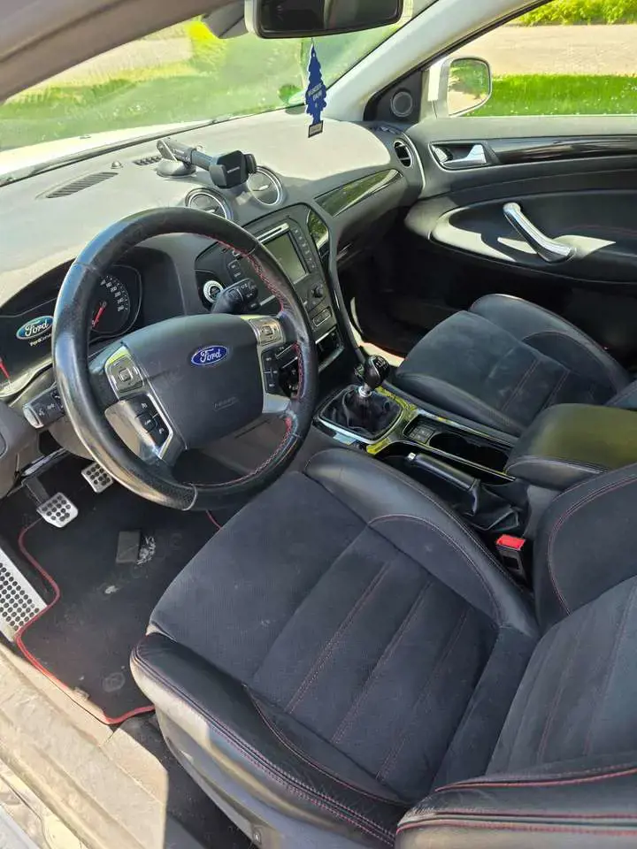 Ford Mondeo Mondeo Turnier 2.0 TDCi Trend