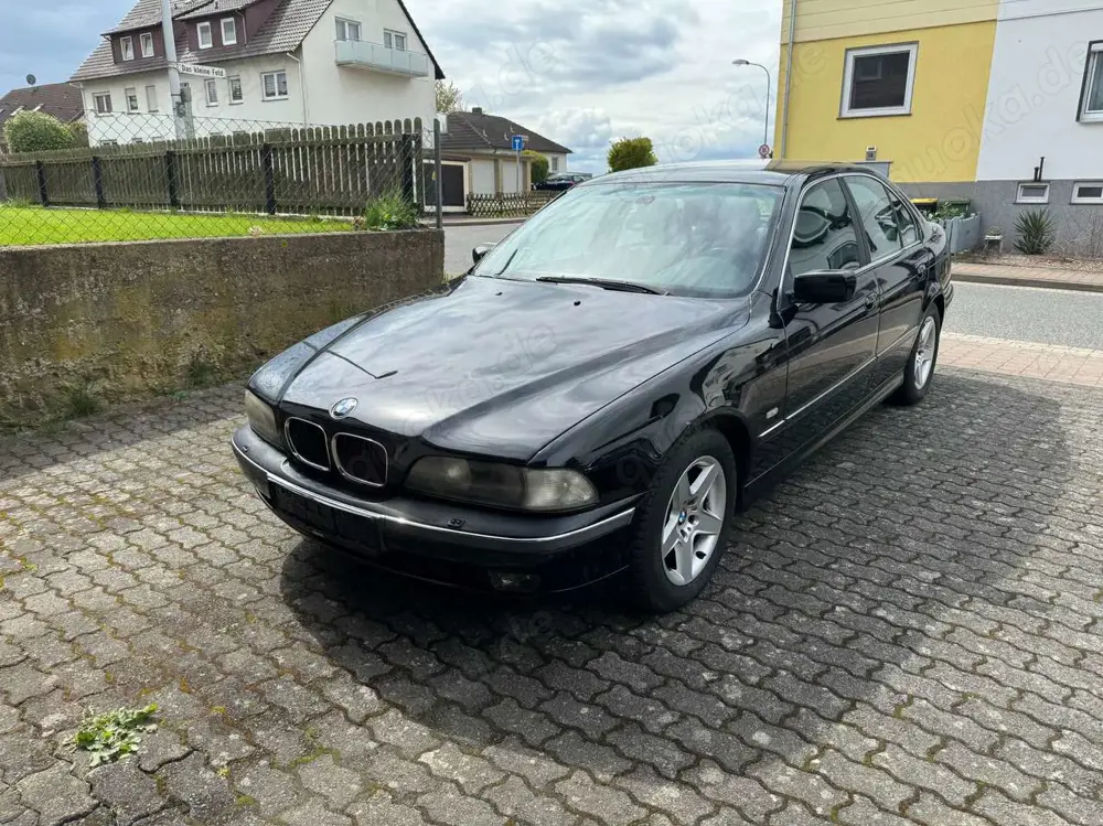 BMW 528 528i