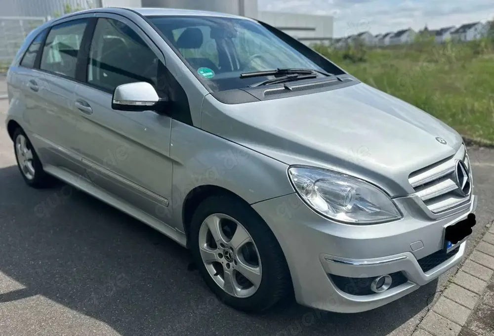 Mercedes-Benz B 180 B-Klasse Autotronic SPORT EDITION
