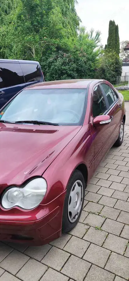 Mercedes-Benz C 180