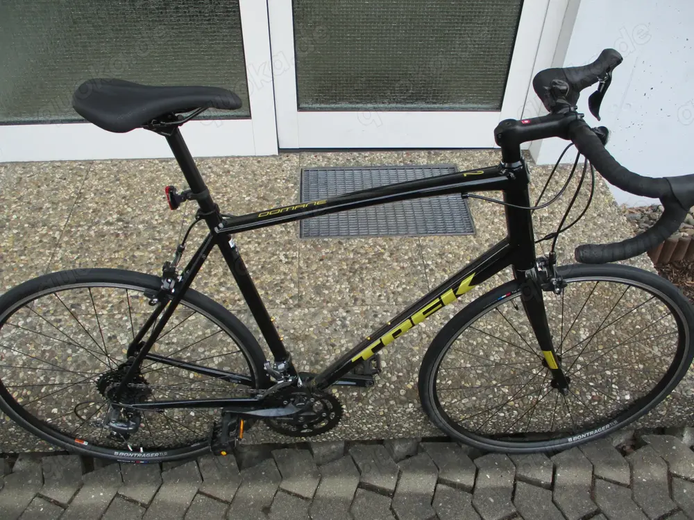 Trek Domane AL 2 - 28 Zoll - Diamant RH 62 schwarz NEU