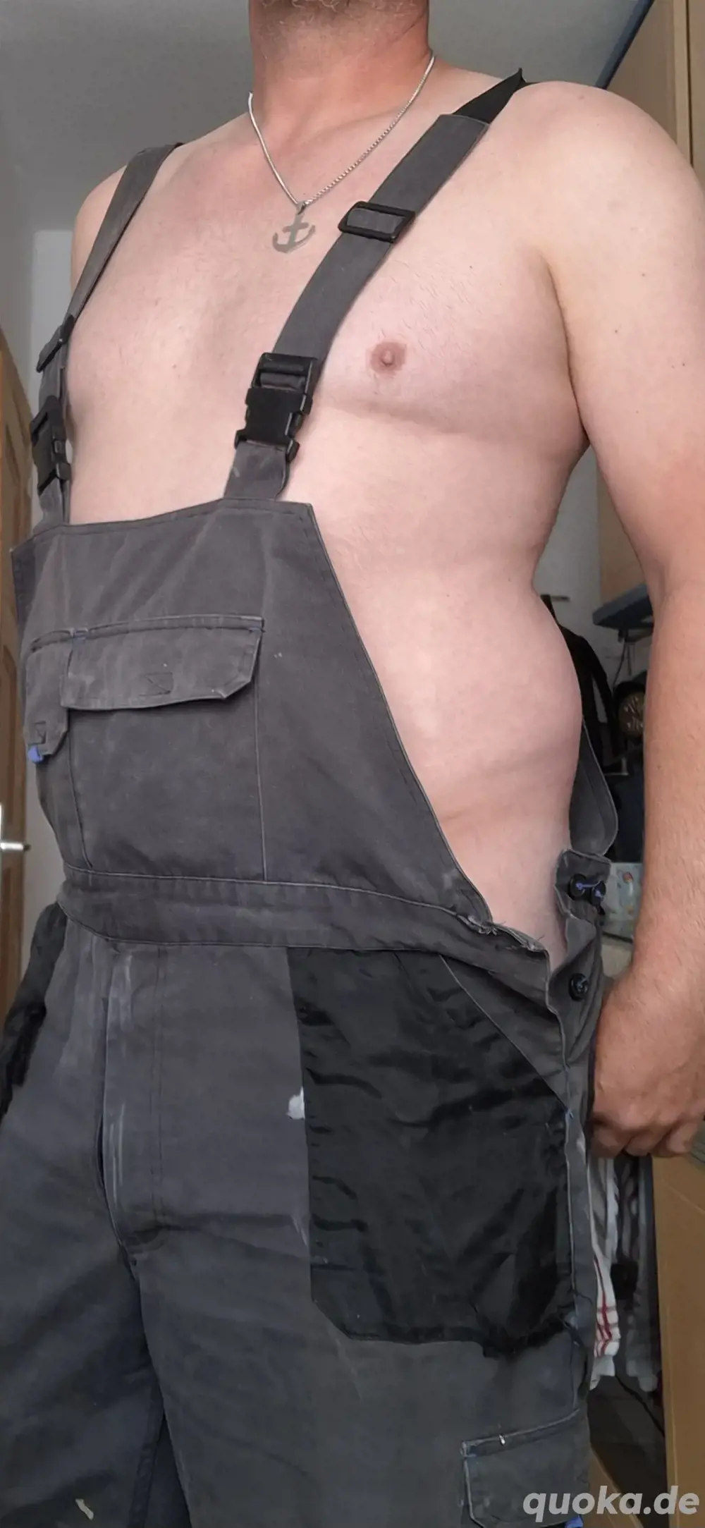 Latzhose gr. xl sehr oft getragen Latzhose gr. xl sehr oft getragen